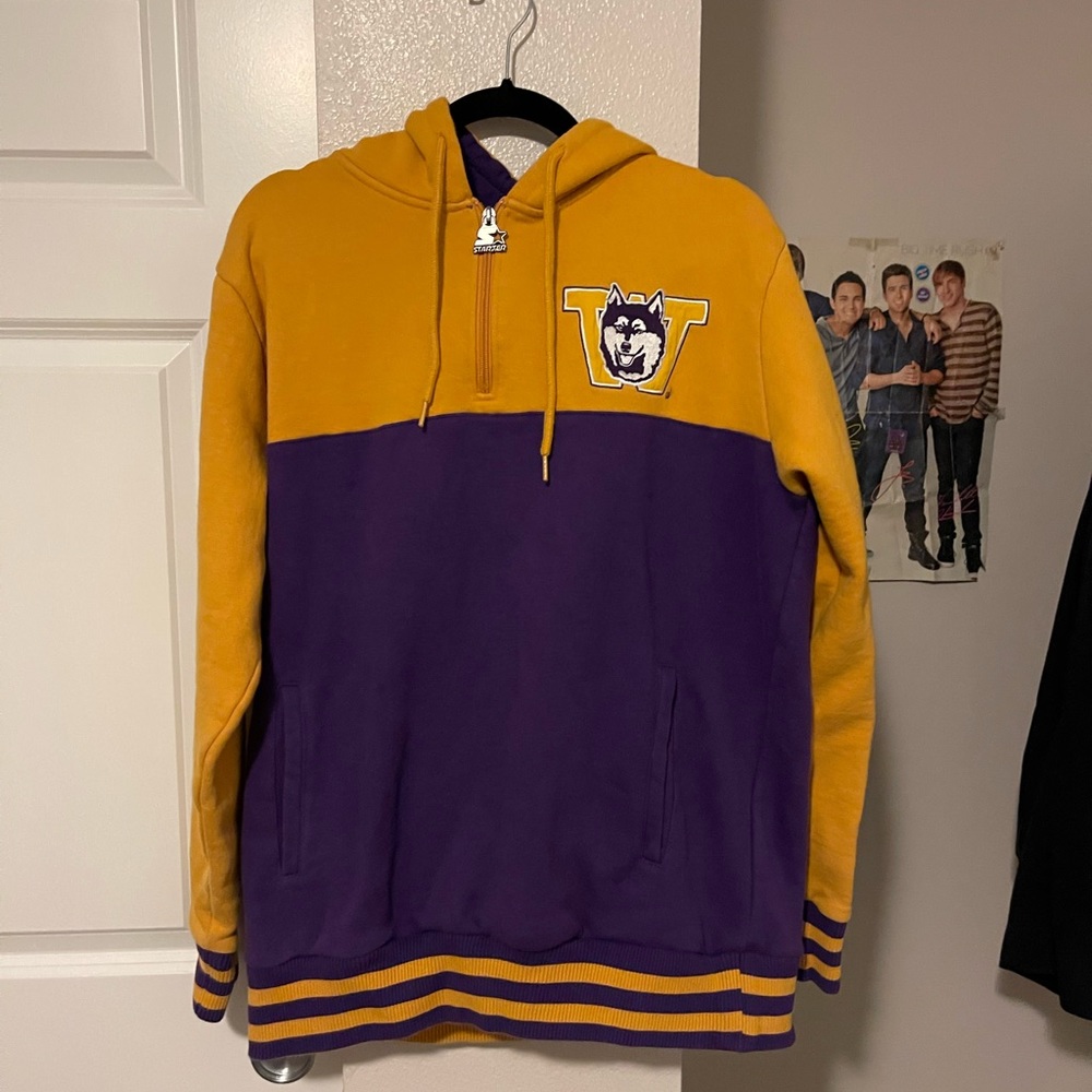 Vintage UW Varsity Style Hoodie